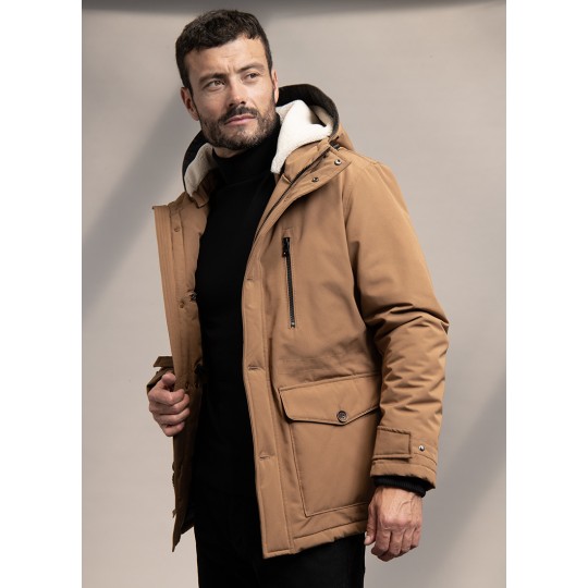 Parka with hood interior in imitation removable sheepskin