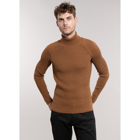 Pull avec patchs aux épaules Pull avec patchs aux épaules