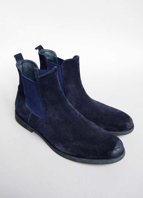 CHELSEA BOOTS 