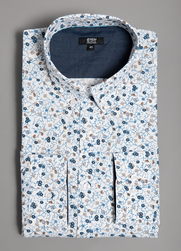 Fitted shirt with floral patterns