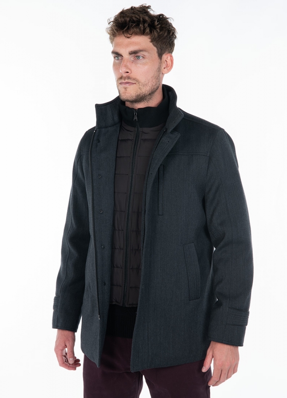 Short coat with removable facing