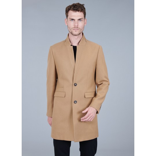 Long coat with fancy collar