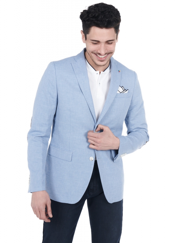 VESTE