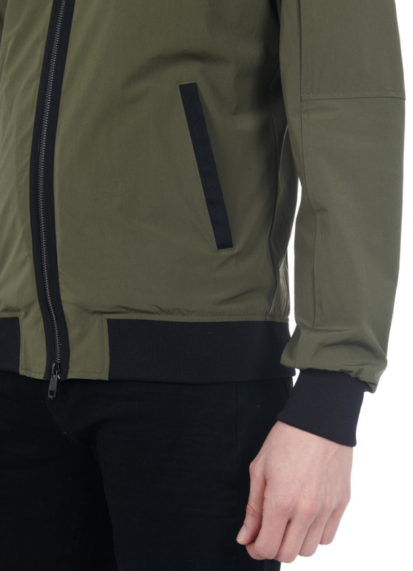 BLOUSON