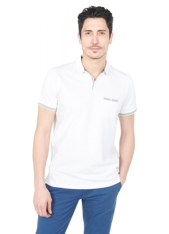 POLO PIQUE AVEC COL JACQUARD ET POCHE SUR LA POITRINE 
