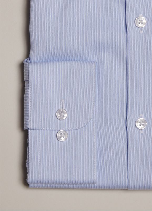 Chemise en Coton avec traitement SANS REPASSAGE