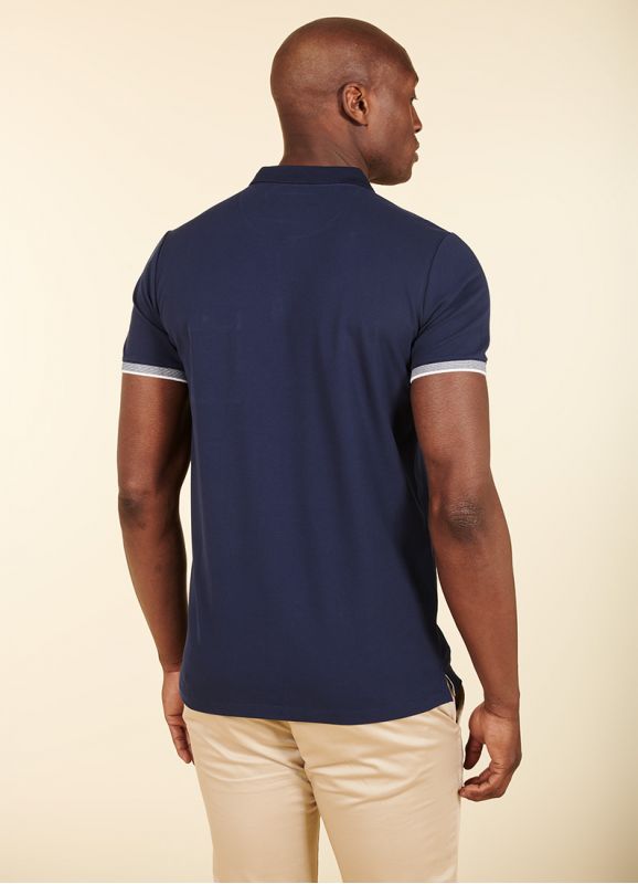 polos