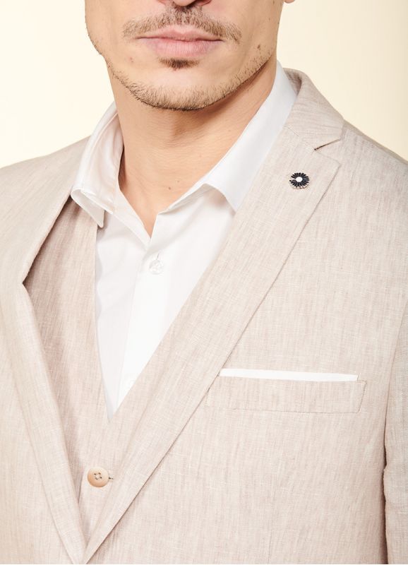 VESTE