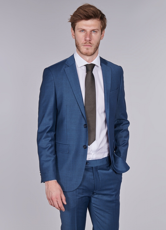 VESTE
