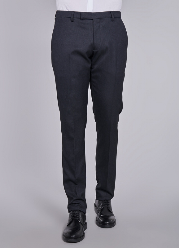 4 pocketed Slim fit trousers