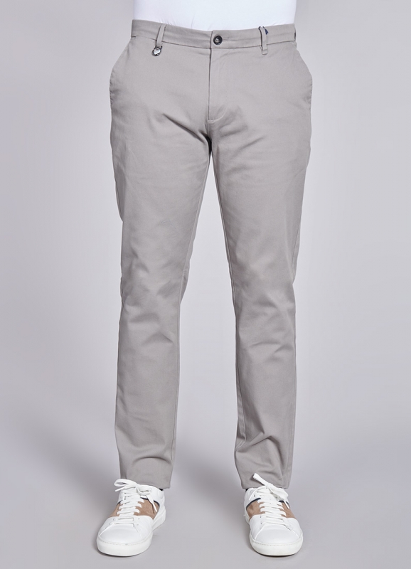 PANTALON EN GABARDINE DE COTON STRETCH 