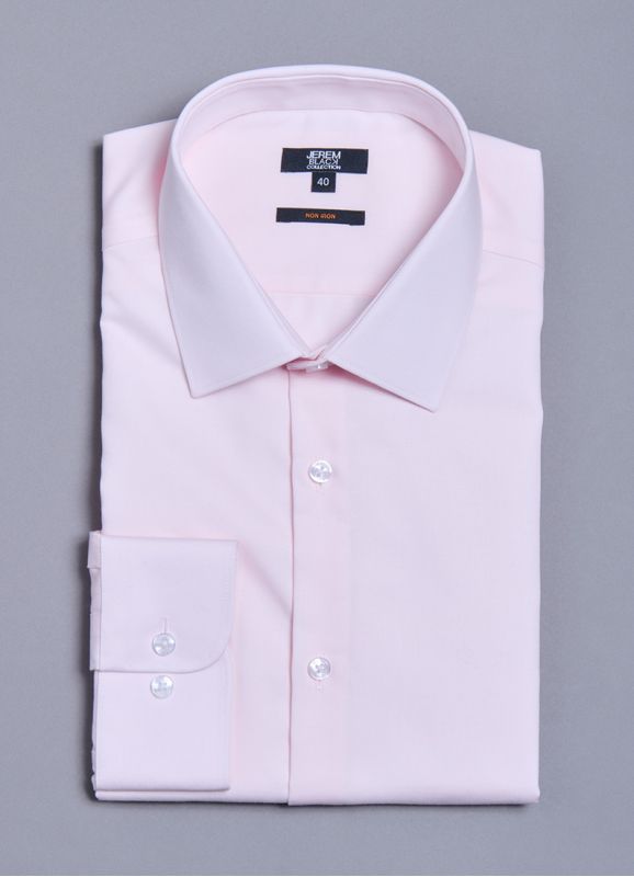 Shirt in twill fabric with treatment NON-IRON