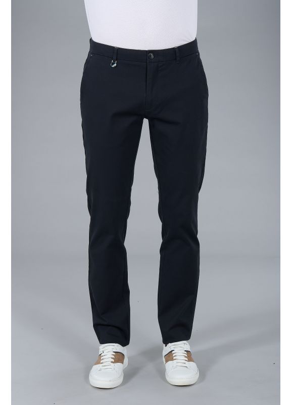 PANTALON EN GABARDINE DE COTON STRETCH 