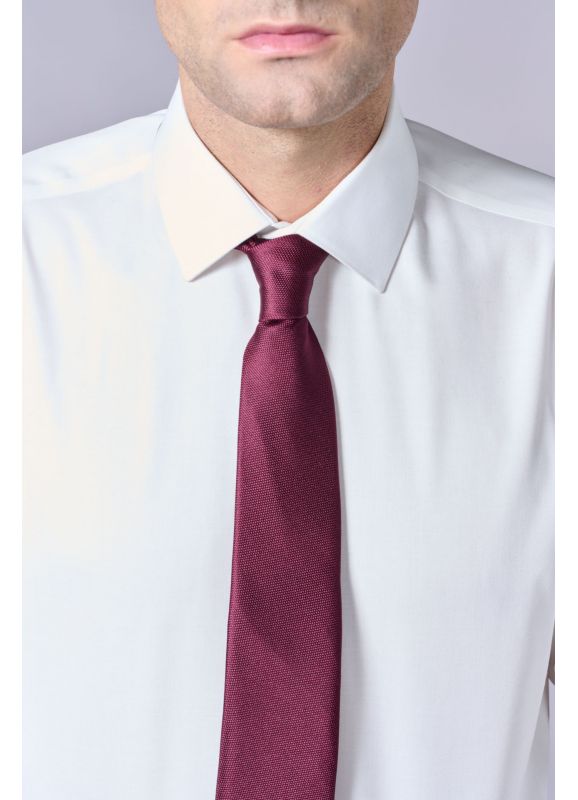 Plain tie
