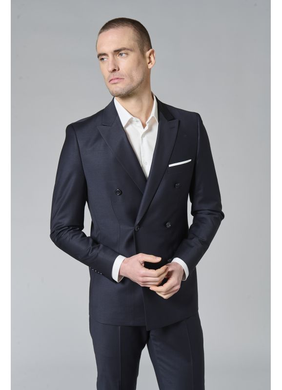 VESTE