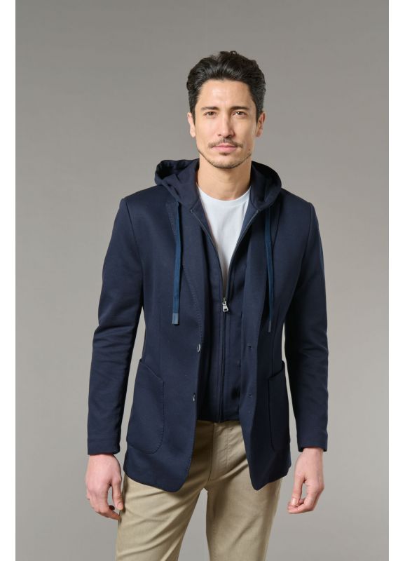 VESTE