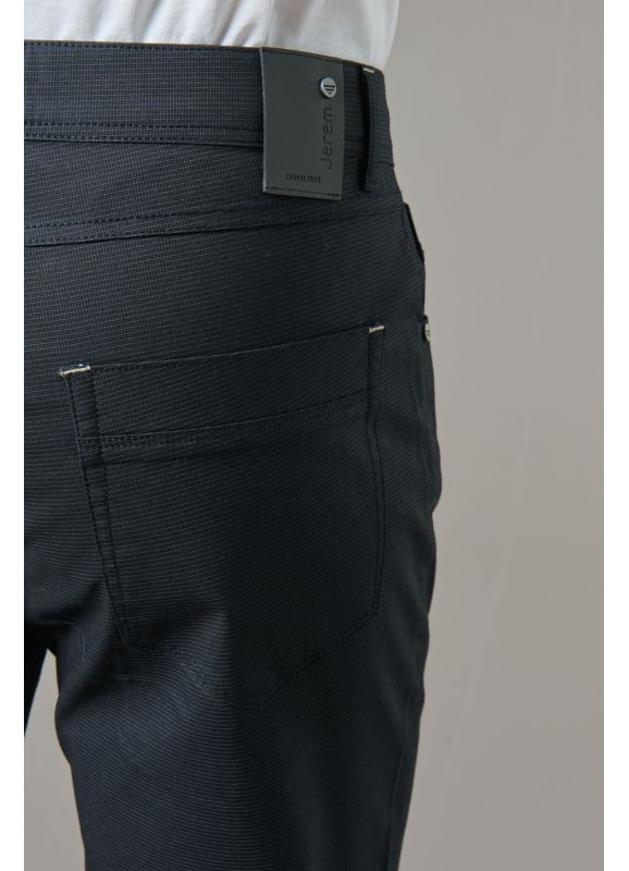 Stretch polycotton five pocket trousers with discreet design
