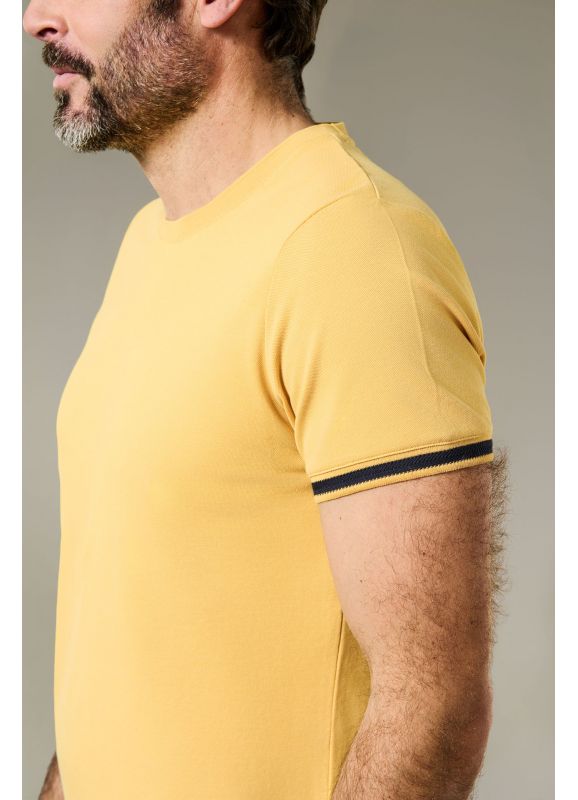 tee shirts