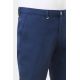 Pantalon ajusté en gabardine stretch classique