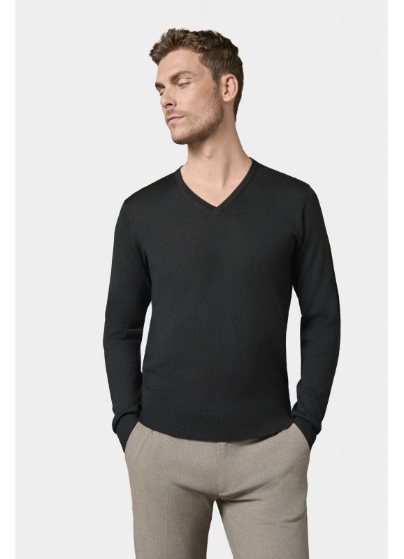 V-neck jumper